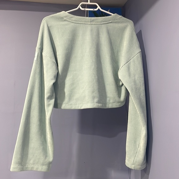 COPY - Alo Yoga Chenille Chalet Cardigan - Picture 3 of 6